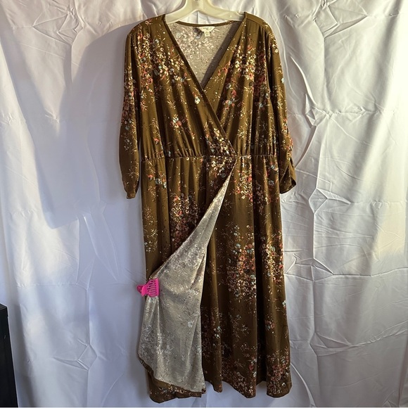 Brown dress flowers 1X 16-18W fall winter ruched sleeves faux wrap v neck floral - Picture 11 of 14